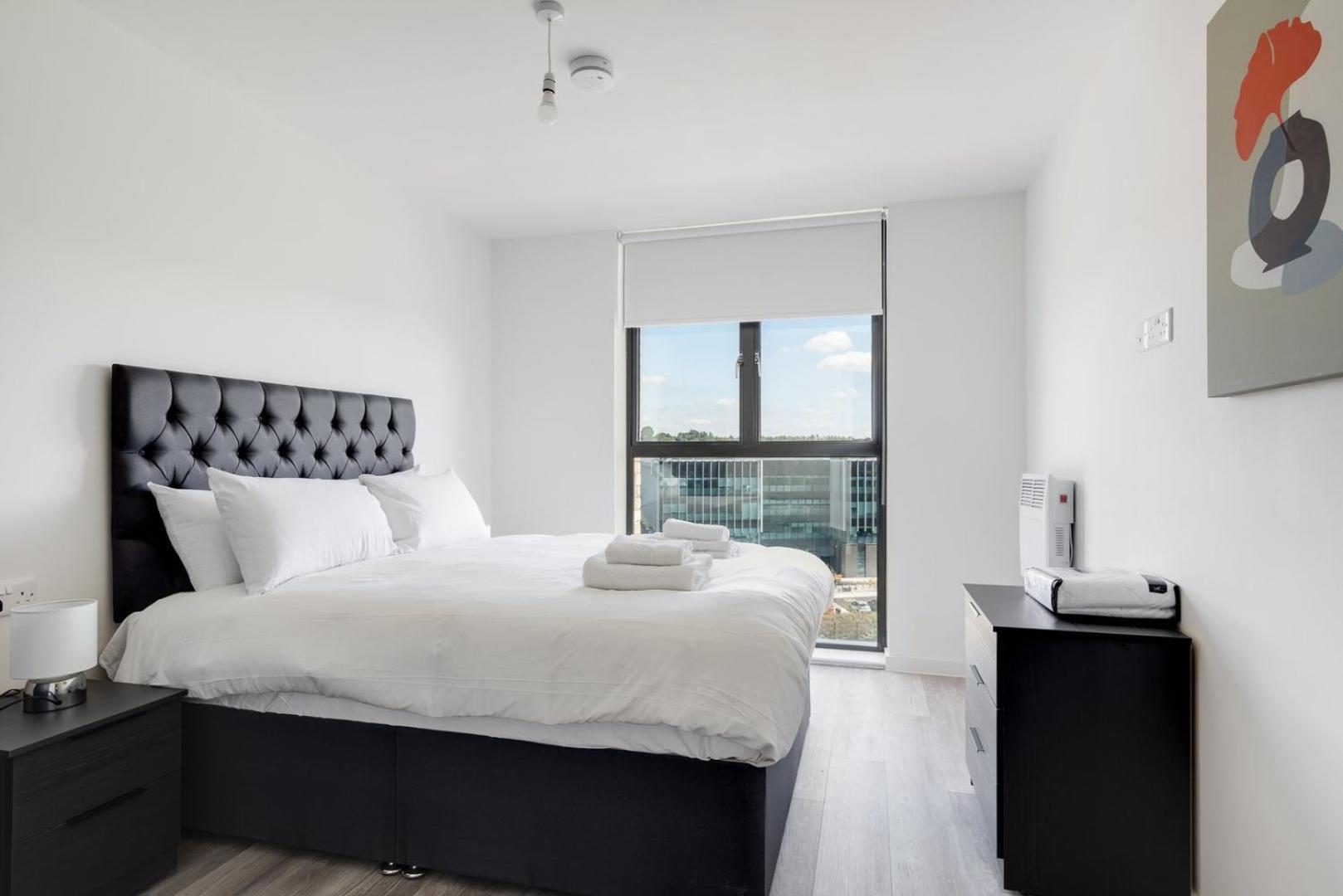 Comforting City Retreat In Vauxhall - No Wifi Liverpool Extérieur photo