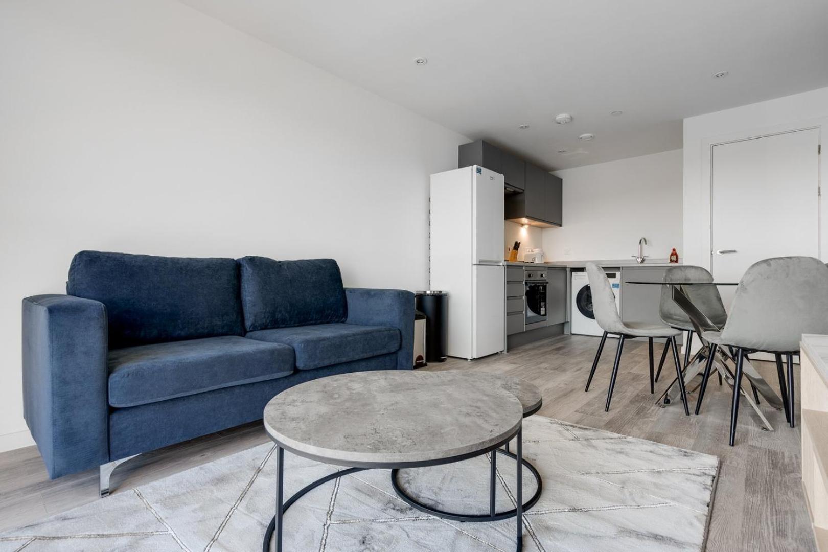 Comforting City Retreat In Vauxhall - No Wifi Liverpool Extérieur photo