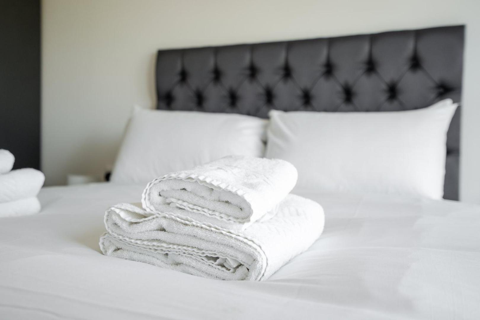 Comforting City Retreat In Vauxhall - No Wifi Liverpool Extérieur photo